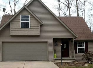 4705 S Queen Aleta Ct, Mapleton, IL 61547