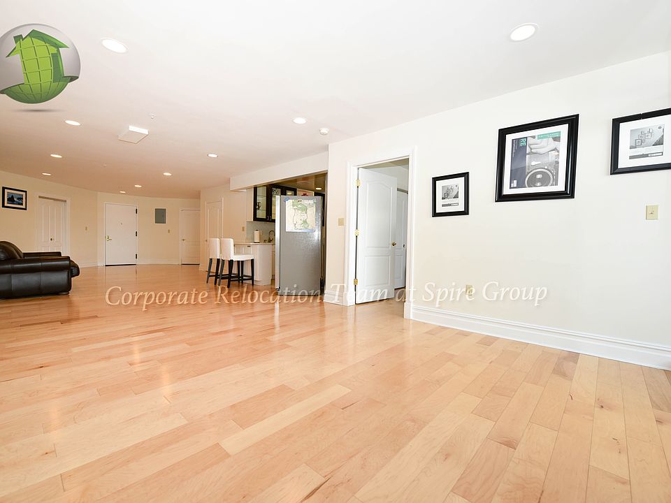 1st image of 19-19 24th Avenue #L317
