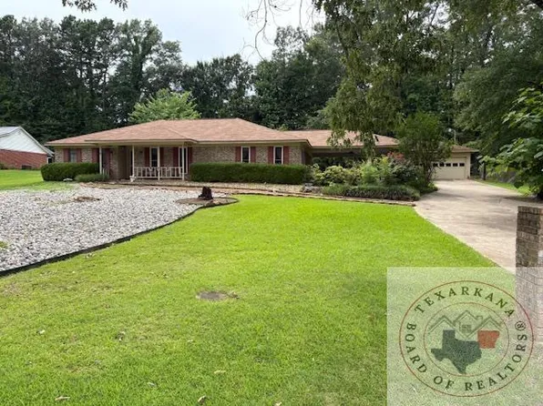 11 Oak Forest Ln, Texarkana, TX 75501