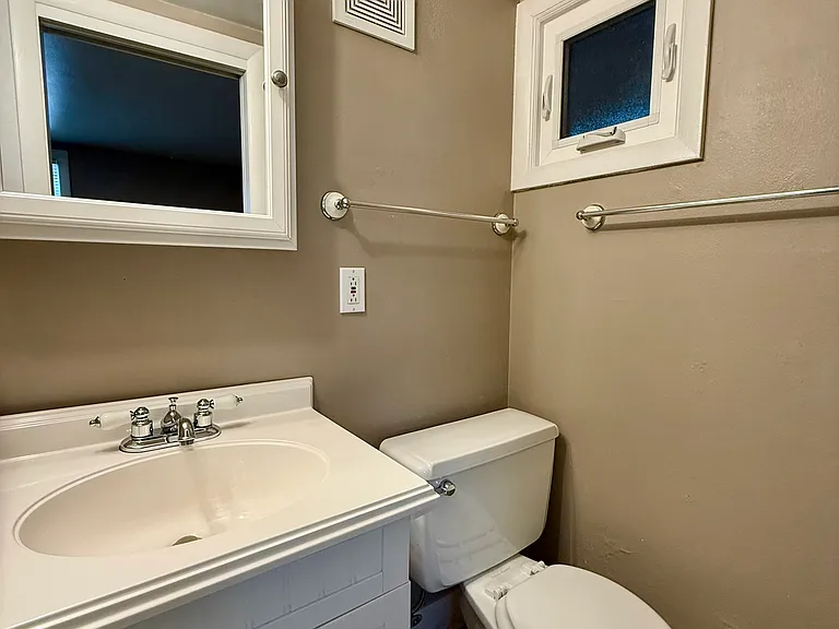 516 S Meldrum St #5 — Photo 20
