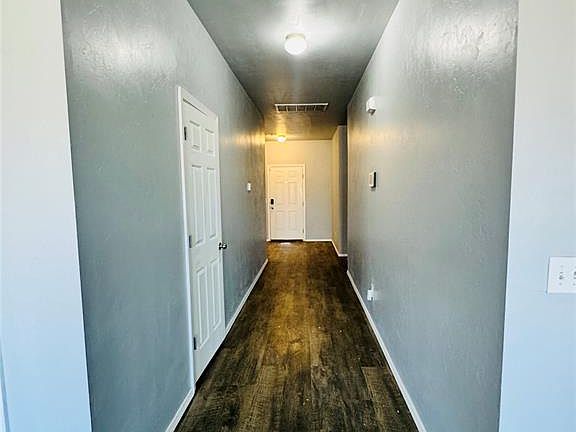 2nd image of 1529 Peridot Ln