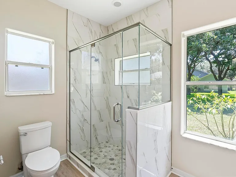 24 Lakecliff Dr — Photo 47