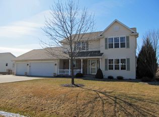 W6837 Willowglen Way, APPLETON, WI 54915