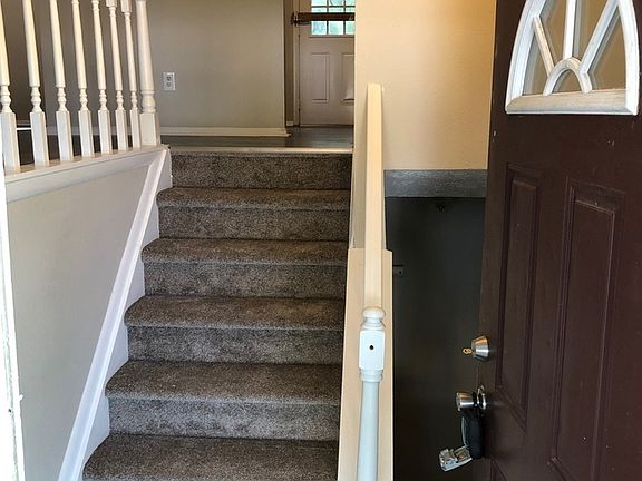2nd image of 2833 N Pawnee Dr