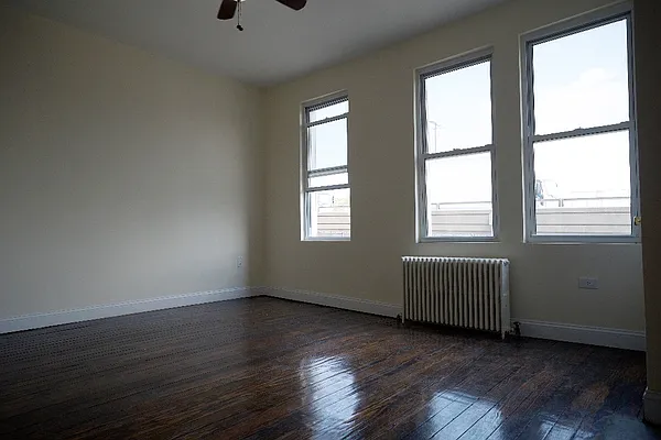 Rented by Brickwood Realty | media 13