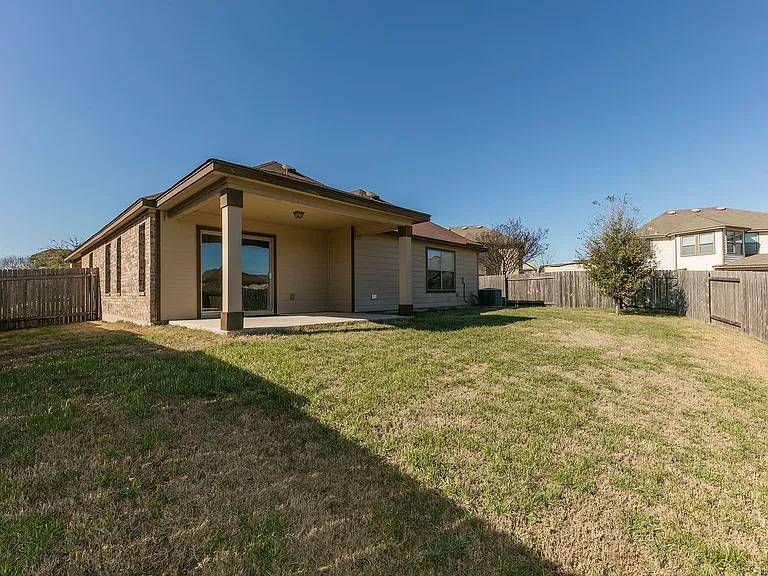 1141 Renaissance Trl — Photo 23