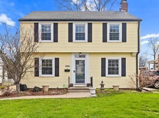 1006 E Seneca Pl, Peoria, IL