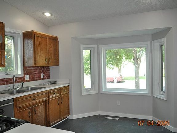 4th image of 1007 Briar Creek Rd