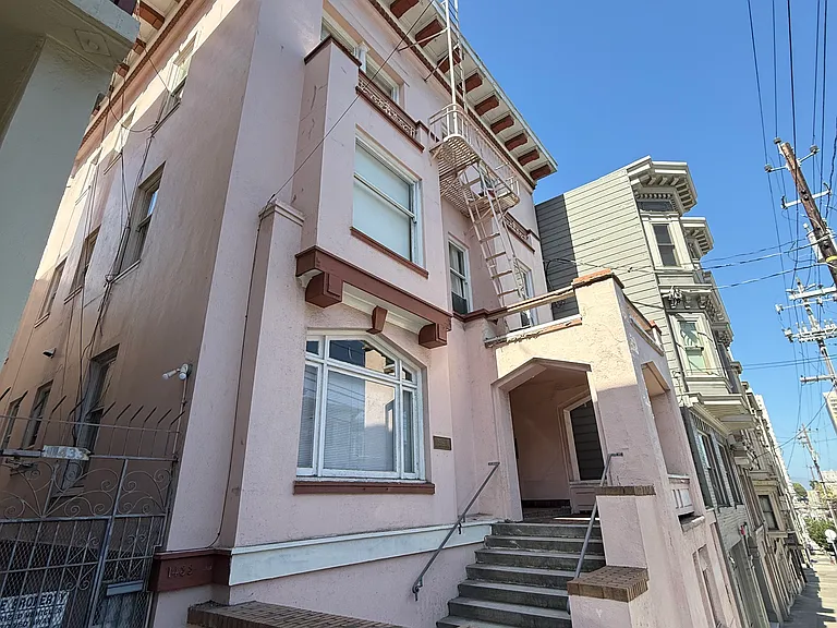 1429 Leavenworth St #104 — Photo 2