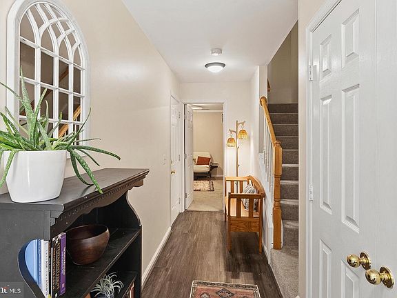 2nd image of 803 Brickston Rd