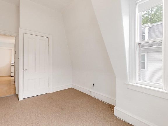 4th image of 55 Morse St #2