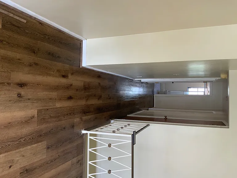 2534 Vera Ave — Photo 6