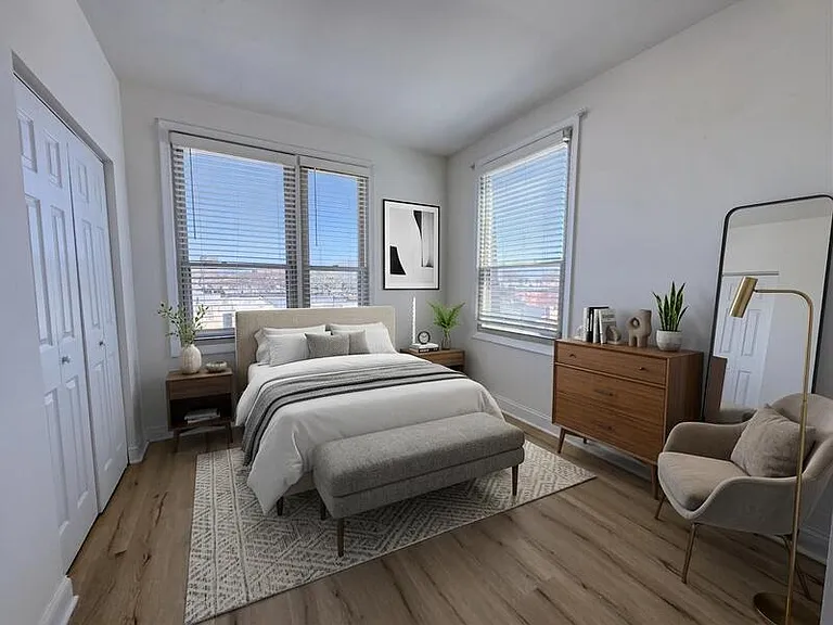 2113 Green St #3R — Photo 3