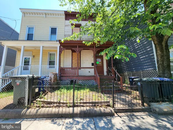 1317 U St SE, Washington, DC 20020
