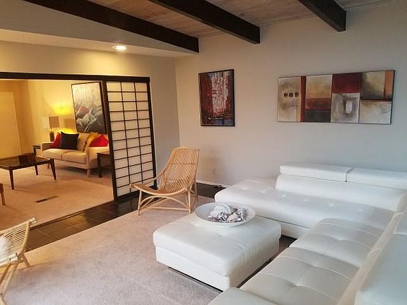 4th image of 1020 Zamora Dr