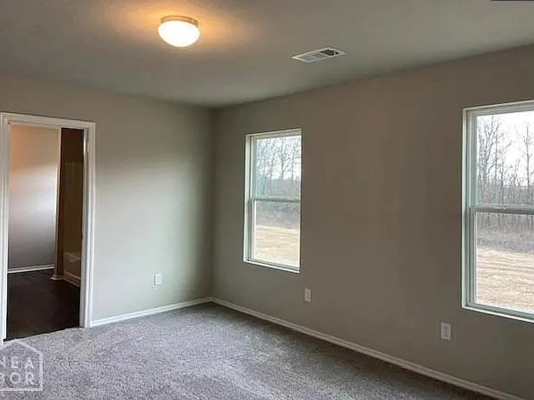 5321 Yukon Dr — Photo 10