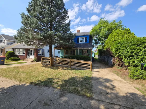 859 Lake Michigan Dr NW, Grand Rapids, MI 49504