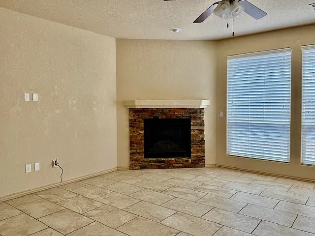 6507 Hall Of Fame Blvd — Photo 11