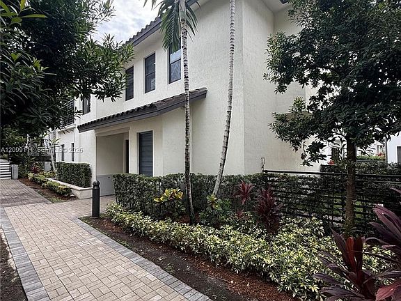 2nd image of 8275 NW 48th St