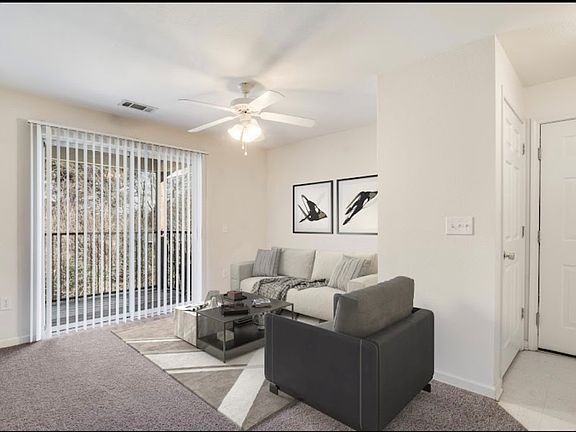 5th image of 800 Highland Glen Ct #0