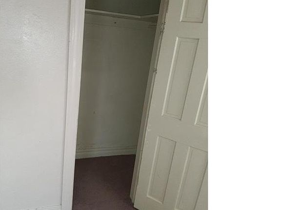 4th image of 2316 NE 24th St