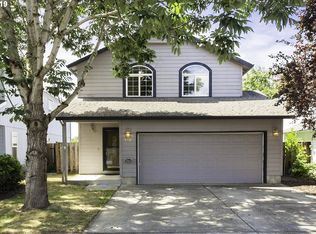 119 S 25th Ave, Cornelius, OR 97113