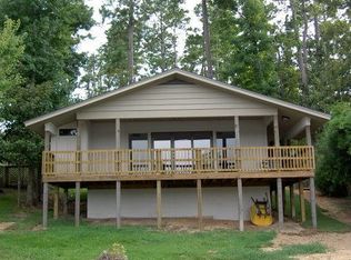 220 Sherwood Forest Dr, Woodville, TX 75979