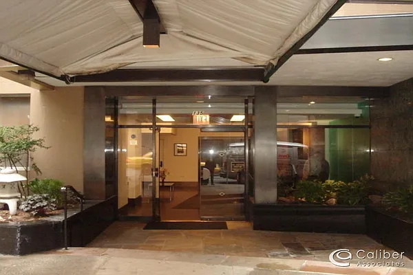 Rented by Caliber Associates | media 14