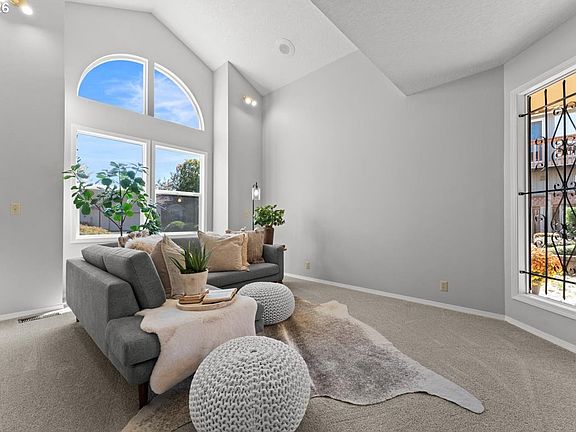 4th image of 2253 SE 74th Ave