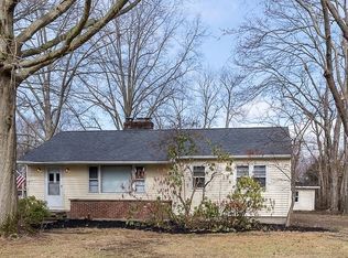 7379 Johnnycake Ridge Rd, Mentor, OH 44060