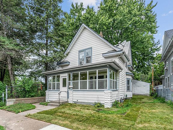 2nd image of 779 Thomas Ave