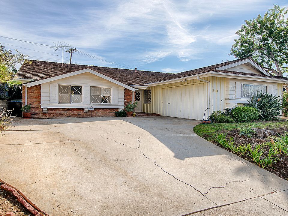 1st image of 512 N Robinwood Dr
