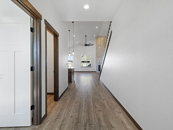 4th image of 6709 Sockeye Ln