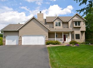 641 Hackmore Dr, Eagan, MN 55123