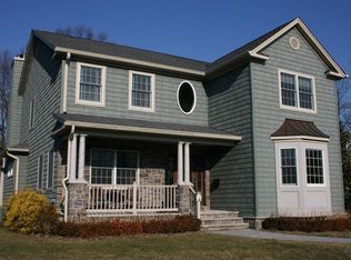 27 Tabor St, Little Silver, NJ 07739