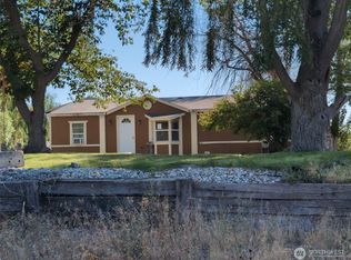 11063 Road 4.4 NE, Moses Lake, WA 98837