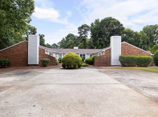 5925 Suncreek Ct, Raleigh, NC 27606