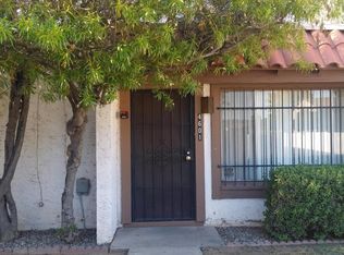 4601 W Desert Crest Dr, Glendale, AZ 85301