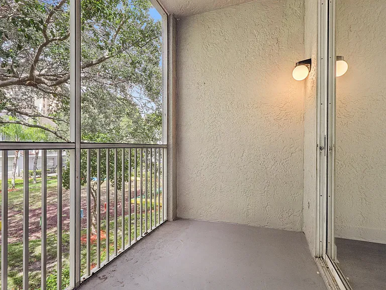 Windsor Castle Townhome Community — Photo 111