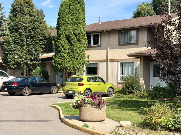 1128 McKercher Drive #128, Saskatoon, SK S7H 4Y7