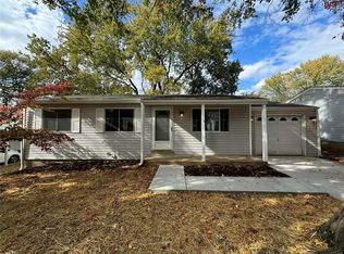 4817 Cherry Blossom Ln, Hazelwood, MO 63042