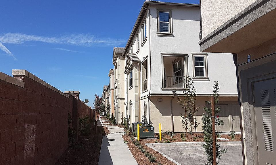 2nd image of 8275 Spirit St