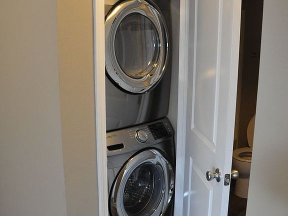 4th image of 5502 Adelaide Ave APT 2