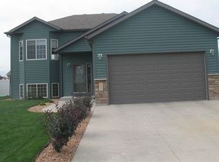 4528 Westport Pkwy, West Fargo, ND 58078