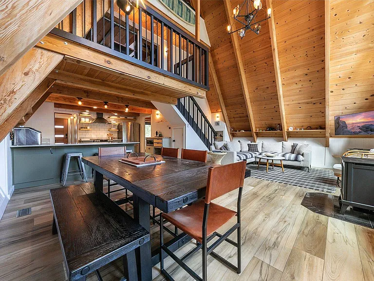 357 Sierra Dr — Photo 8