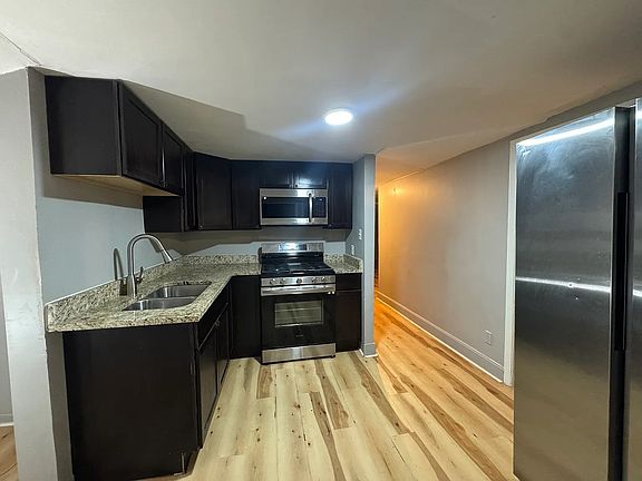 4th image of 2030 Dodge Ave APT 2
