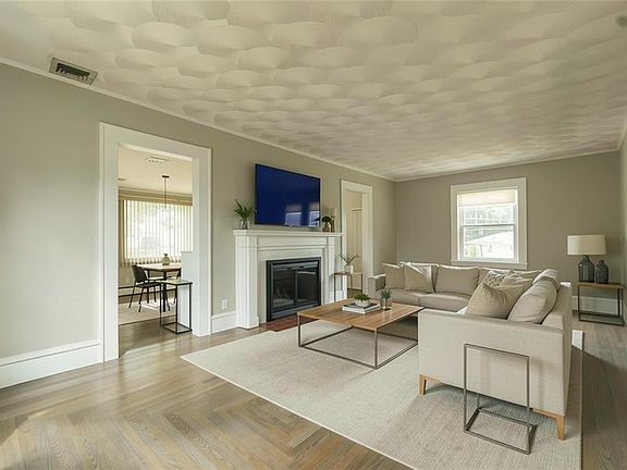 3rd image of 73 Western Promenade St