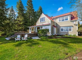 9575 NE Shipping Ln, Kingston, WA 98346