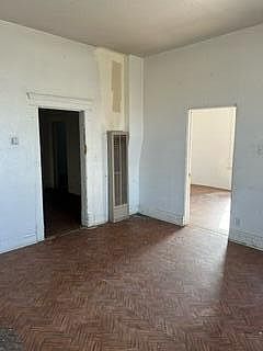 5th image of 720 Arno St SE