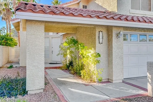 4 bed, 3.0 bath, 2169 sqft, $3,250 — Photo 4